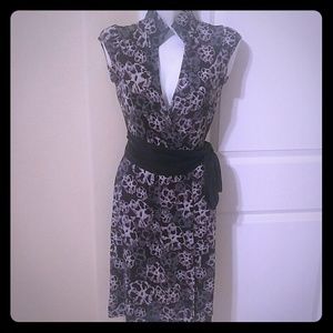 Diane von Furstenberg wrap dress size 6/8